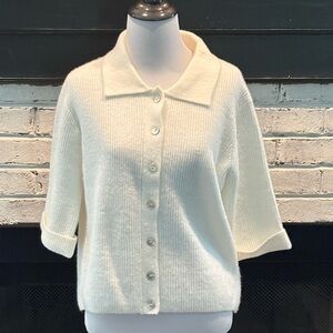 a loves a NWT Cream Polo Sweater Size Small
